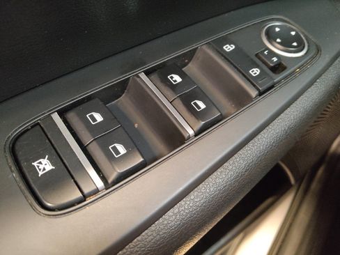 Used 2023 Kia Forte LXS FWD image 27