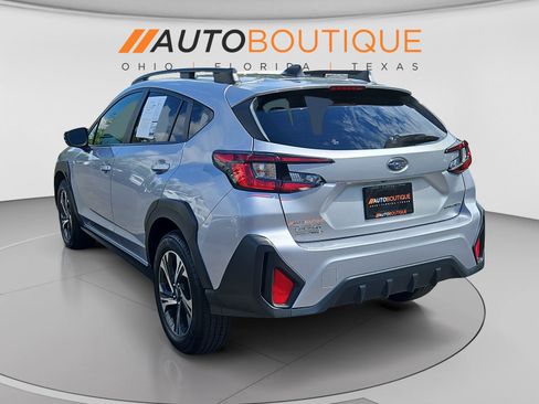 Used 2024 Subaru Crosstrek 2.0i Premium AWD/4WD image 3