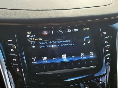 Used 2019 Cadillac Escalade ESV Premium Luxury image 26