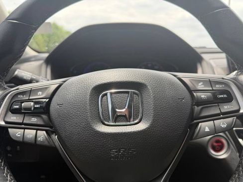 Certified 2022 Honda Accord Touring image 13