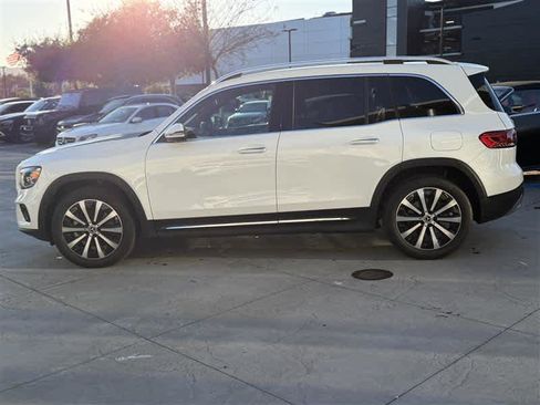 Certified 2022 Mercedes-Benz GLB 250 image 5