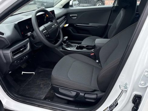 New 2026 Kia K4 FWD image 8