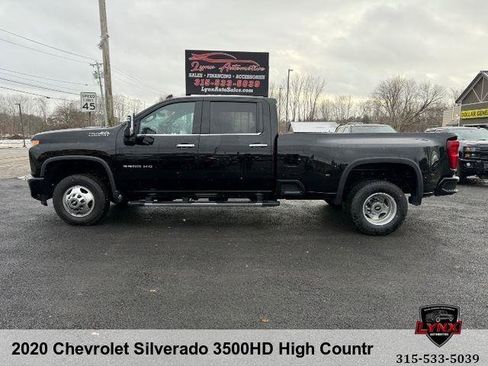 Used 2020 Chevrolet Silverado 3500 High Country image 2