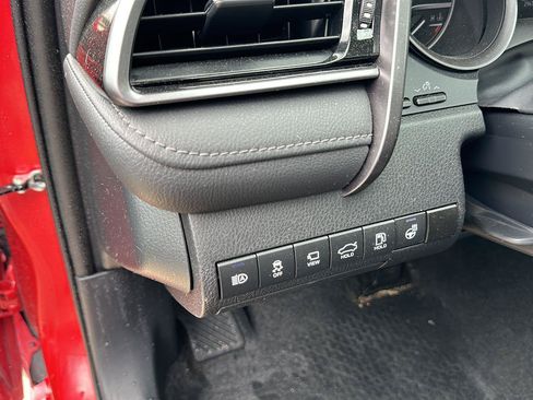 Used 2023 Toyota Camry XLE w/ Navigation Package FWD image 19