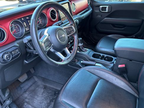 Used 2022 Jeep Gladiator Rubicon w/ LED Lighting Group AWD/4WD image 10