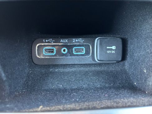 Used 2019 Jeep Grand Cherokee Limited image 34