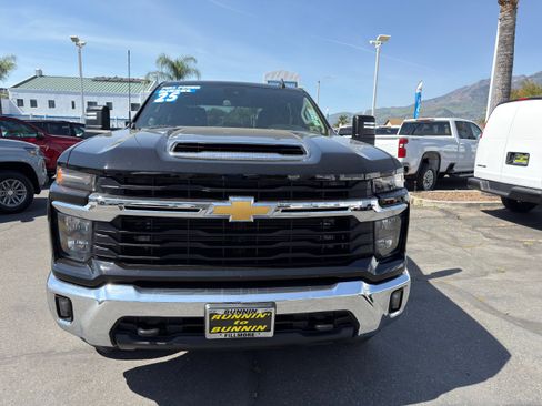 Used 2025 Chevrolet Silverado 2500 LT w/ Convenience Package AWD/4WD image 50