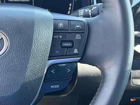 Used 2025 Toyota Camry LE w/ Convenience Package FWD image 27
