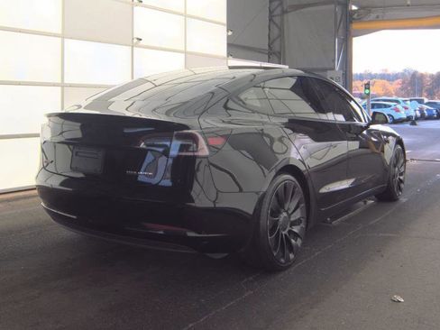 Used 2022 Tesla Model 3 Performance image 2