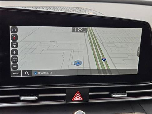 Used 2025 Hyundai Elantra SEL FWD image 12