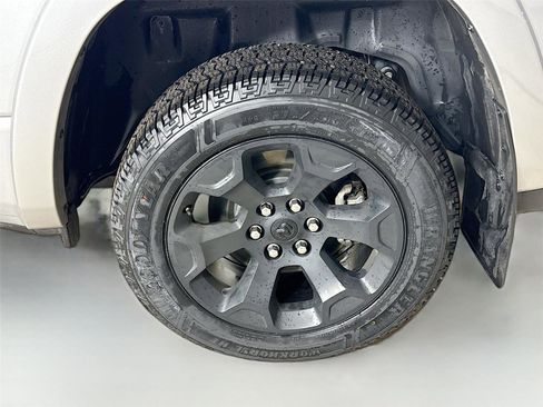 Used 2025 RAM 1500 Big Horn image 29