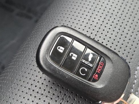 Used 2023 Honda CR-V EX-L image 32