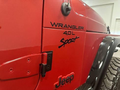 Used 1999 Jeep Wrangler Sport image 98