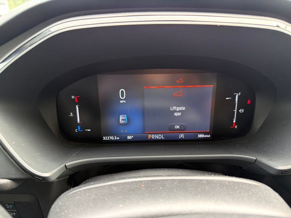 Used 2025 Ford Escape ST-Line FWD image 2
