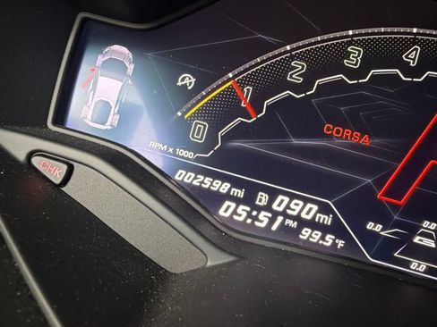 Used 2023 Lamborghini Huracan Tecnica RWD image 3