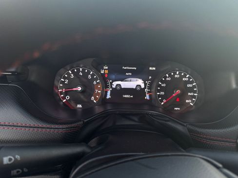 Used 2025 Jeep Compass Trailhawk image 43