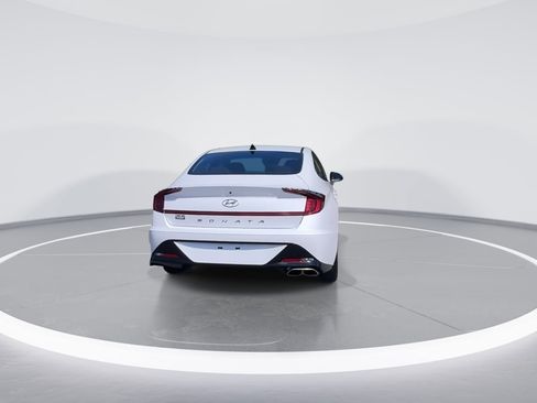 Certified 2022 Hyundai Sonata SEL w/ Cargo Package image 6