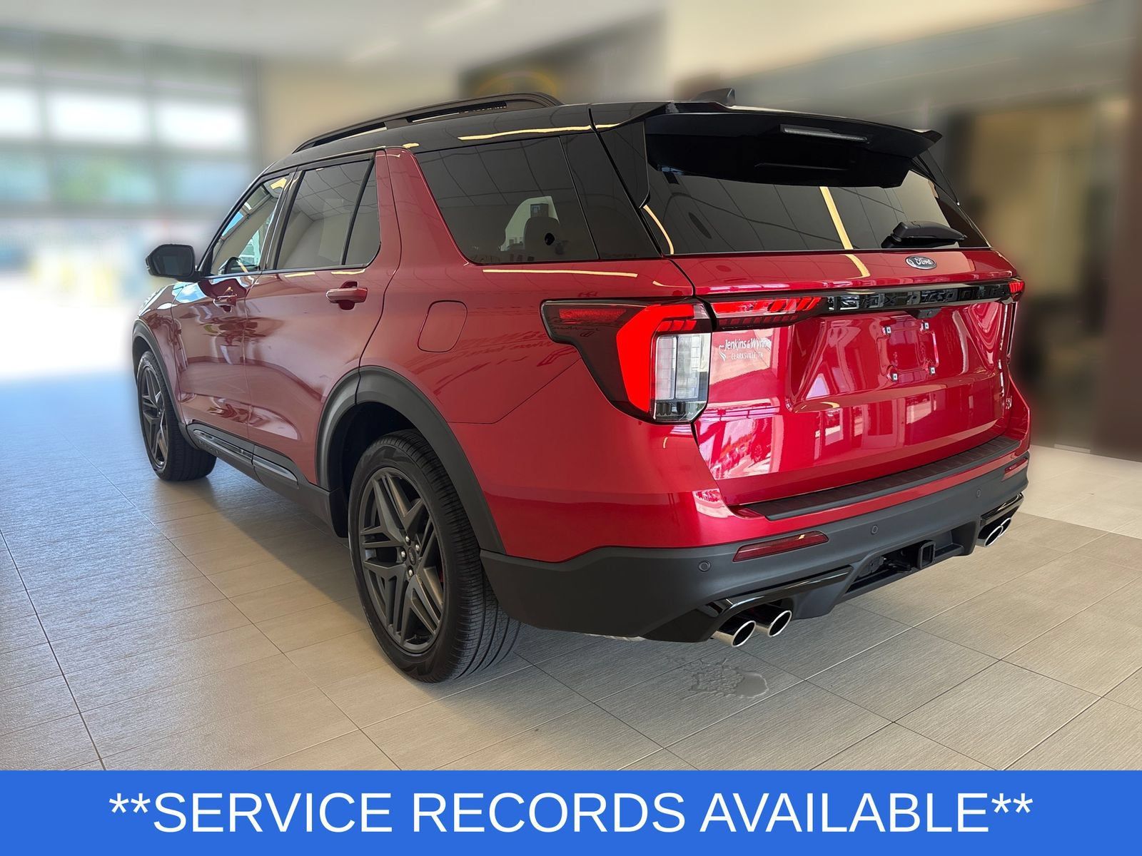 Used 2025 Ford Explorer ST AWD/4WD image 3
