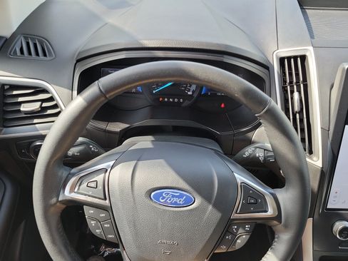Certified 2024 Ford Edge SEL w/ Sport Appearance Package AWD/4WD image 23