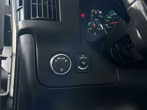 Used 2017 Chevrolet Express 3500 LT w/ LT Preferred Equipment Group image 18