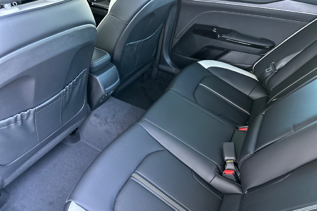 New 2027 Kia K5 GT-Line AWD/4WD image 14