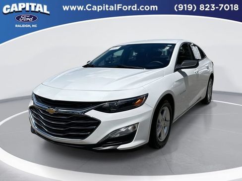 Used 2023 Chevrolet Malibu LS FWD image 1