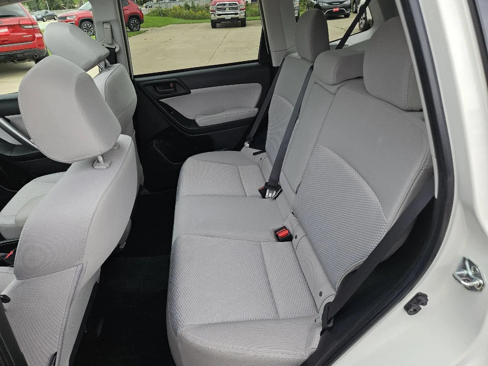 Used 2015 Subaru Forester 2.5i Premium w/ All-Weather Package AWD/4WD image 20