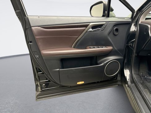 Used 2018 Lexus RX 350L AWD image 9