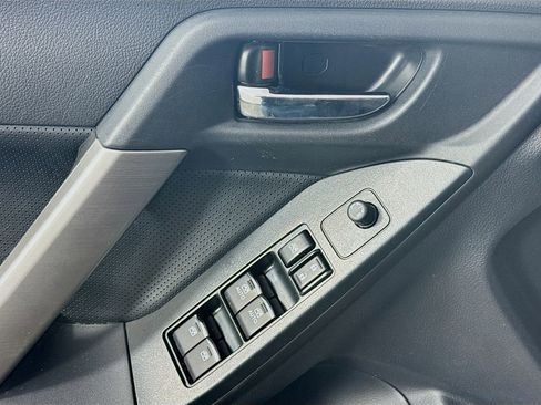 Used 2017 Subaru Forester 2.5i Limited image 21