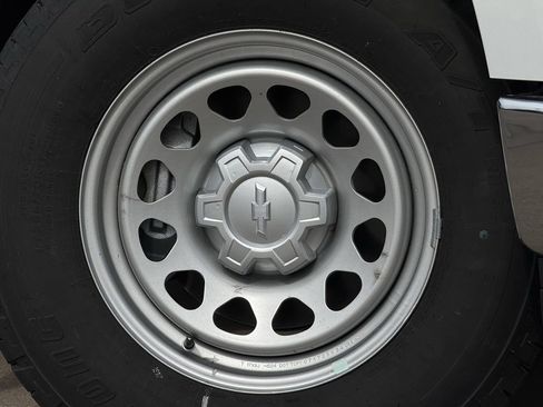 New 2026 Chevrolet Silverado 1500 W/T w/ WT Safety Package AWD/4WD image 9