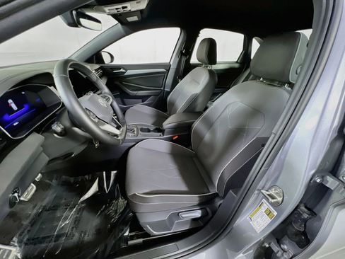 Used 2025 Volkswagen Jetta Sport FWD image 20