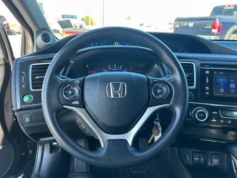 Used 2015 Honda Civic SE image 18