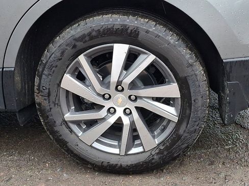 Used 2023 Chevrolet Equinox Premier AWD/4WD image 31