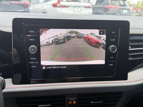 Used 2025 Volkswagen Jetta GLI Autobahn FWD image 26