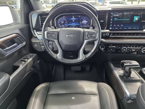 Used 2024 Chevrolet Silverado 1500 RST AWD/4WD image 11