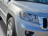 Used 2012 Jeep Grand Cherokee Laredo image 5