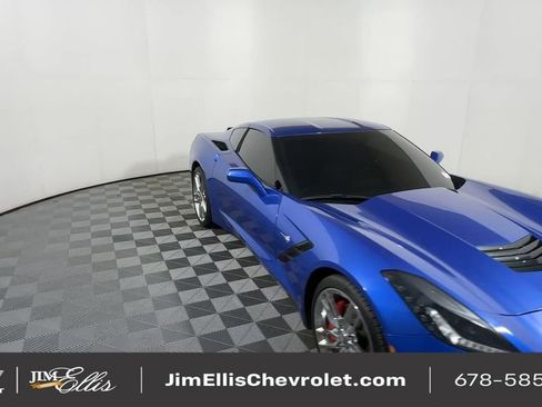 Used 2019 Chevrolet Corvette Stingray Coupe w/ 1LT image 2