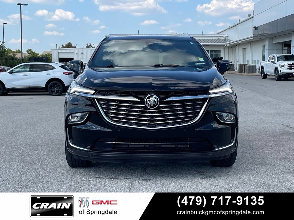 Used 2024 Buick Enclave Essence FWD image 2