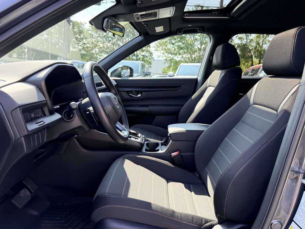 Used 2026 Honda CR-V Sport image 19