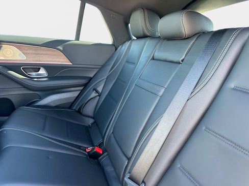 New 2026 Mercedes-Benz GLE 450 4MATIC Coupe image 12