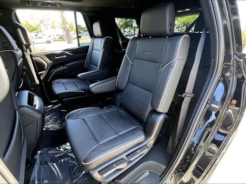 Used 2024 Cadillac Escalade Sport w/ LPO, ONYX Package AWD/4WD image 19