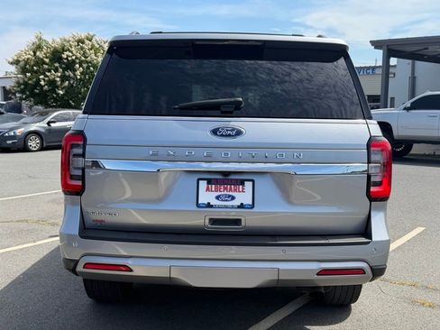 Used 2023 Ford Expedition Limited AWD/4WD image 4