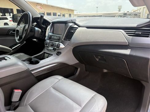 Used 2015 Chevrolet Suburban LT AWD/4WD image 30