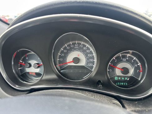 Used 2012 Chrysler 200 LX image 8