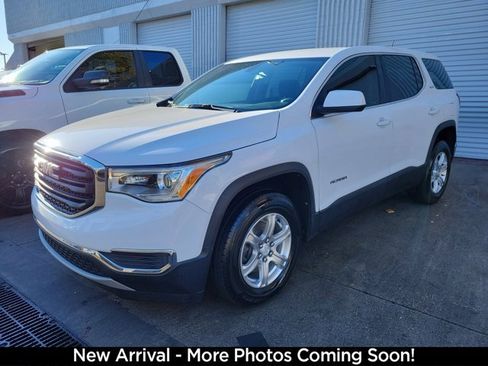 Used 2019 GMC Acadia SLE image 2
