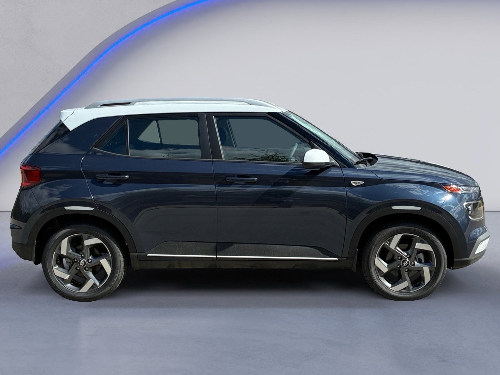 New 2026 Hyundai Venue SEL FWD image 7