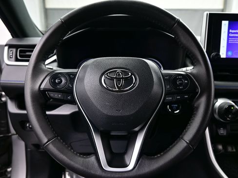 Used 2024 Toyota RAV4 SE AWD/4WD image 23