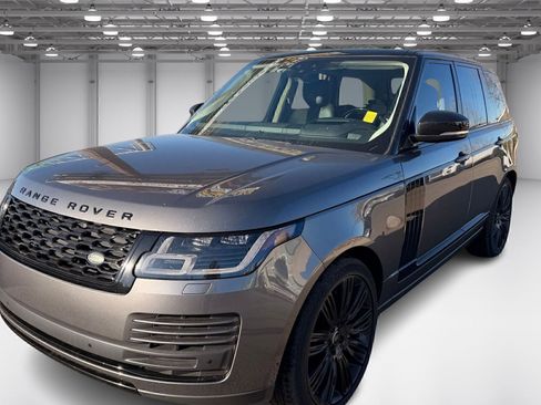 Used 2018 Land Rover Range Rover HSE image 2