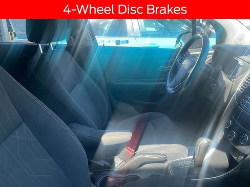 Used 2017 Chevrolet Trax LT AWD/4WD image 11