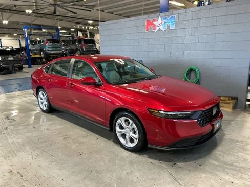 New 2025 Honda Accord LX image 2